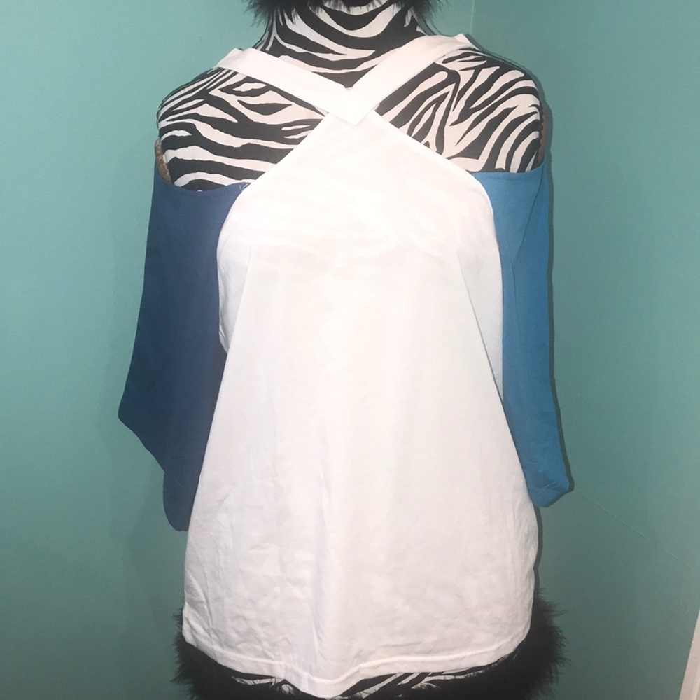 NWOT Cut Out Design Baseball Tee